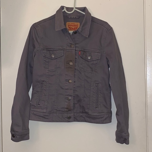 grey levis denim jacket